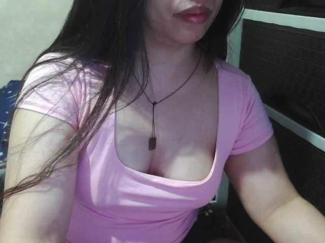Cassiee live cam