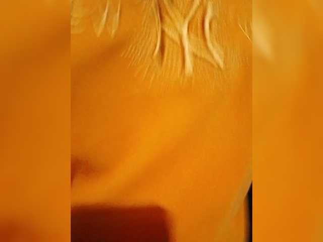 Cassiee live webcam show
