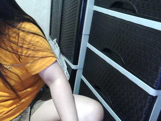 Cassiee live webcam show