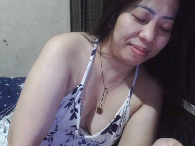 Cassiee live cam preview