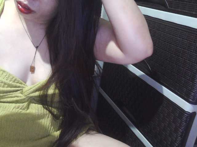 Cassiee live cam preview