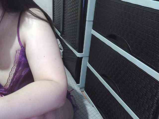 Cassiee webcam