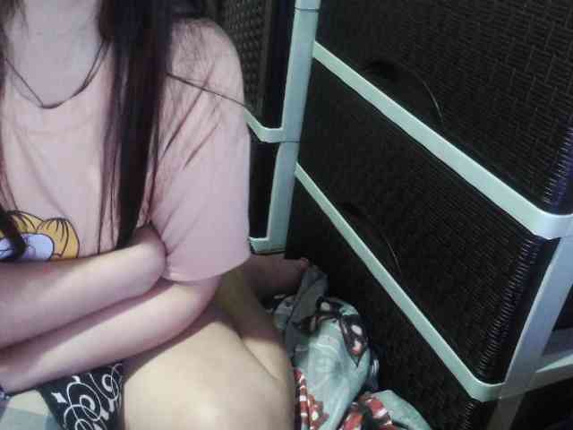 Cassiee webcam