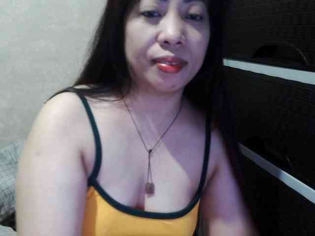 Cassiee webcam
