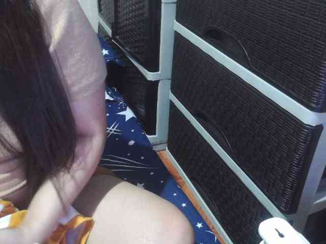Cassiee webcam