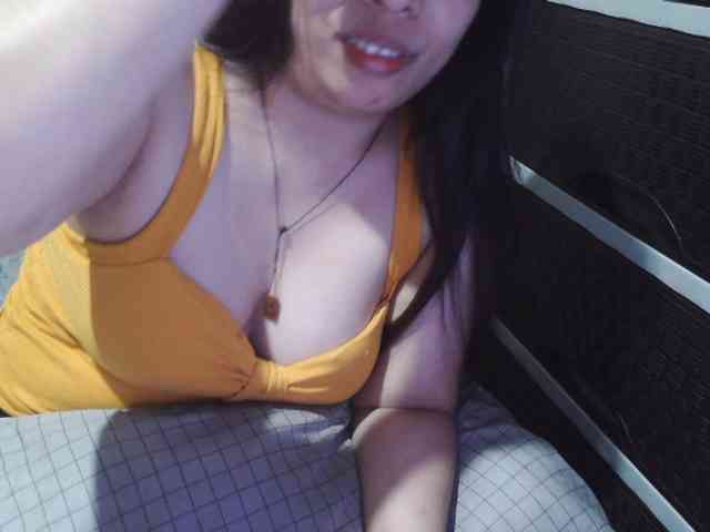 Cassiee webcam