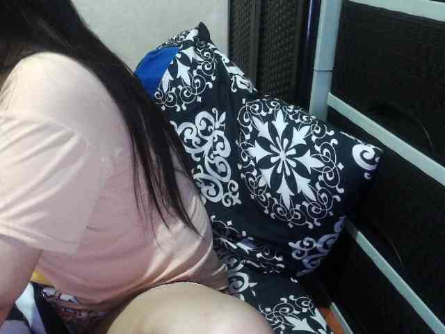 Cassiee webcam