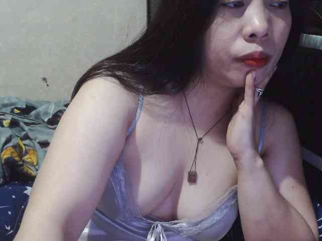 Cassiee webcam