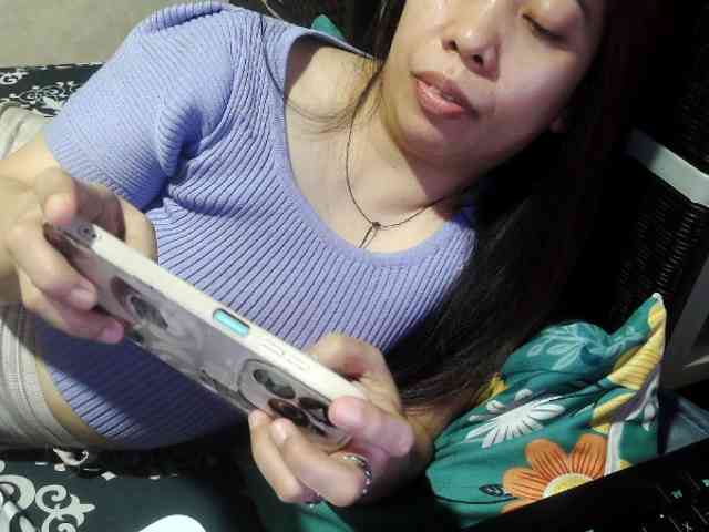 Cassiee webcam