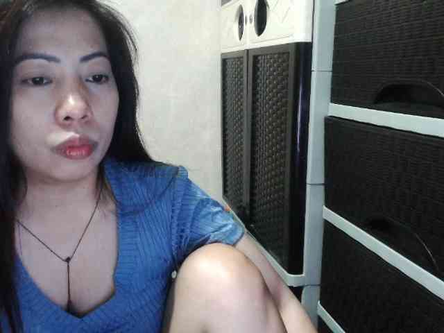 Cassiee webcam