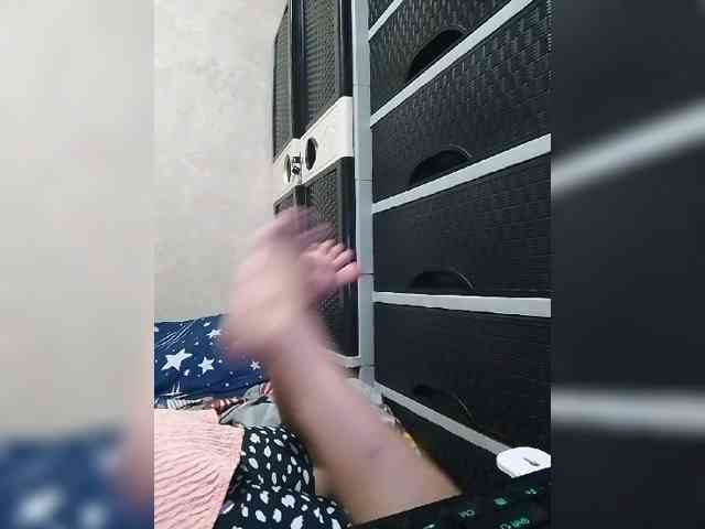 Cassiee webcam