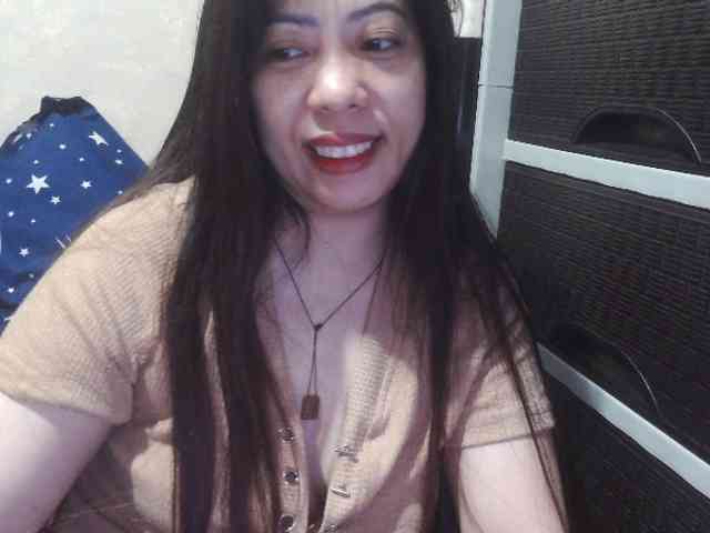 Cassiee webcam