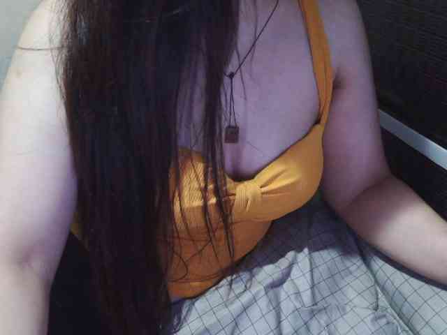 Cassiee webcam