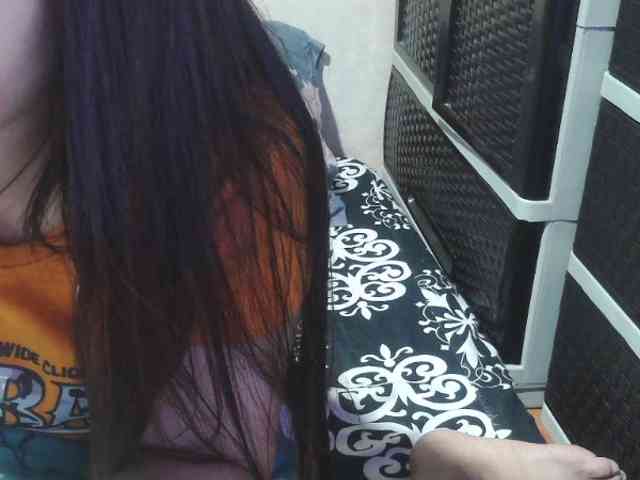 Cassiee webcam