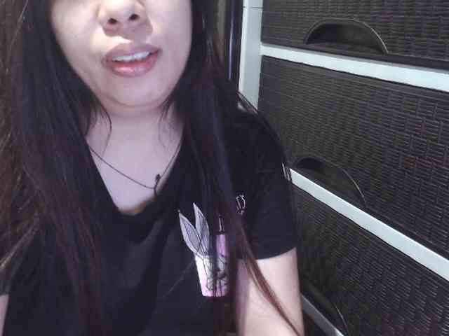 Cassiee webcam