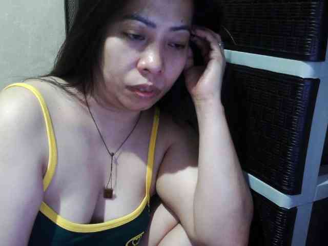 Cassiee webcam