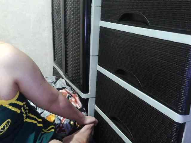 Cassiee webcam