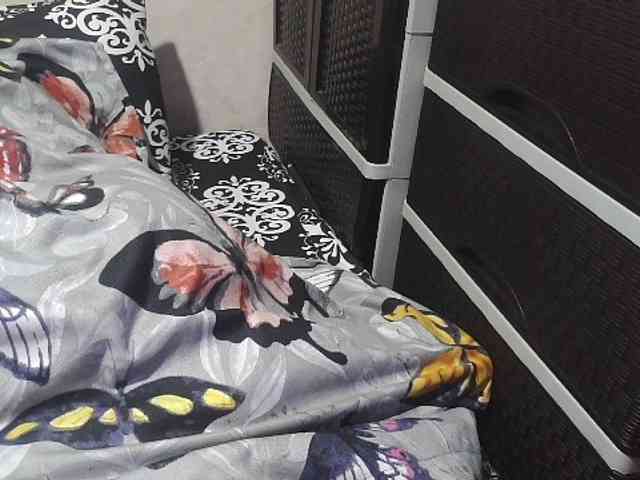Cassiee webcam
