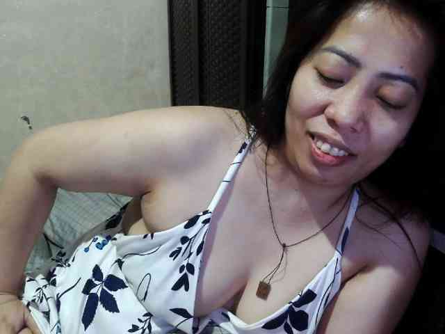 Cassiee webcam