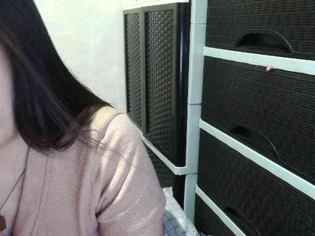 Cassiee webcam