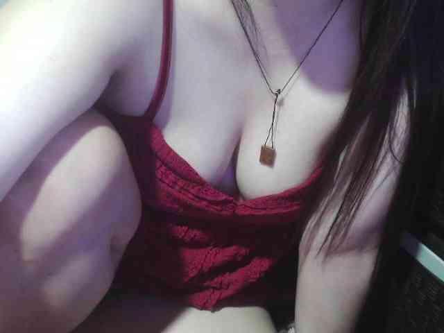 Kazzandra webcam