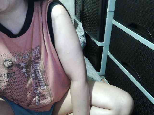 Cassiee webcam