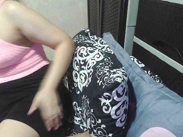 Cassiee webcam