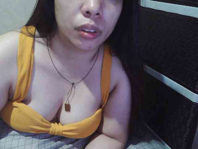Cassiee webcam
