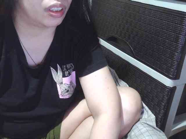 Cassiee webcam