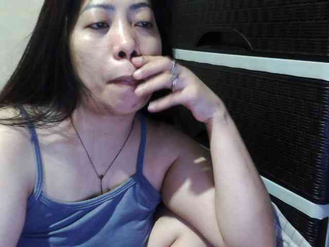 Cassiee webcam