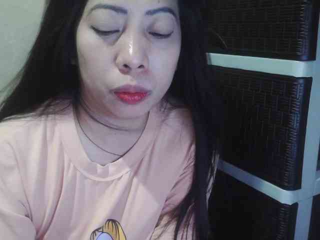 Cassiee webcam