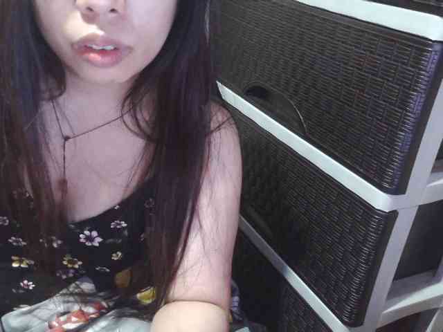 Cassiee webcam