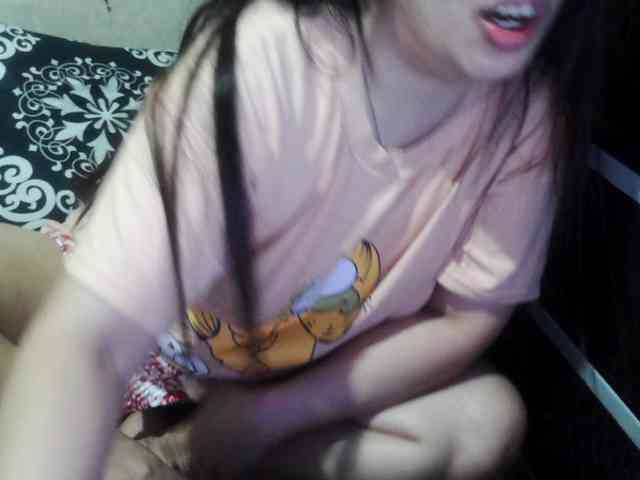 Cassiee webcam