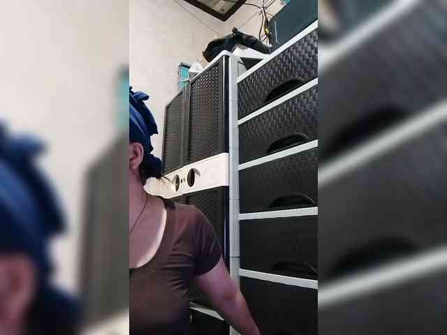 Cassiee webcam