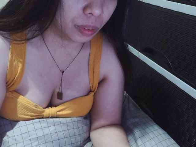 Cassiee webcam