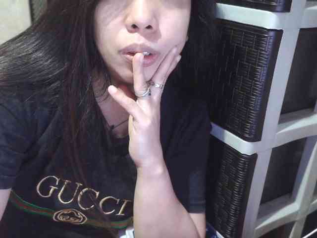 Cassiee webcam
