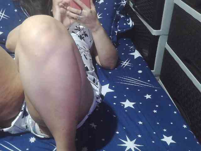Cassiee webcam