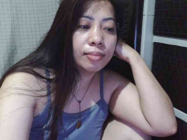 Cassiee webcam