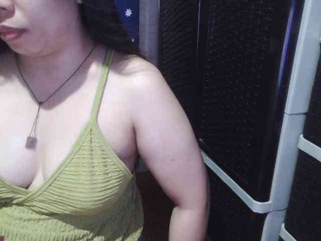 Cassiee webcam