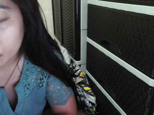 Cassiee webcam