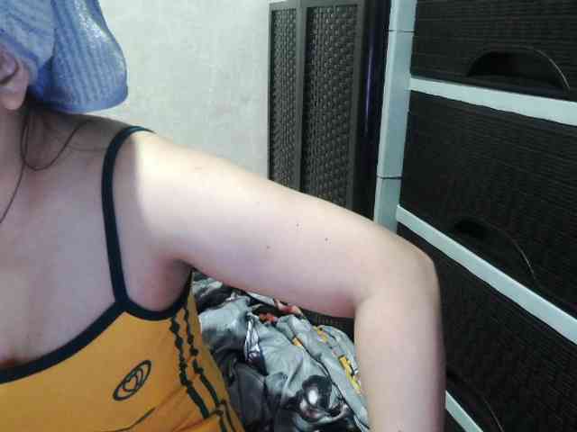 Cassiee webcam