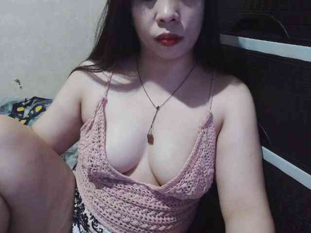 Cassiee webcam