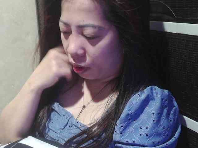 Cassiee webcam