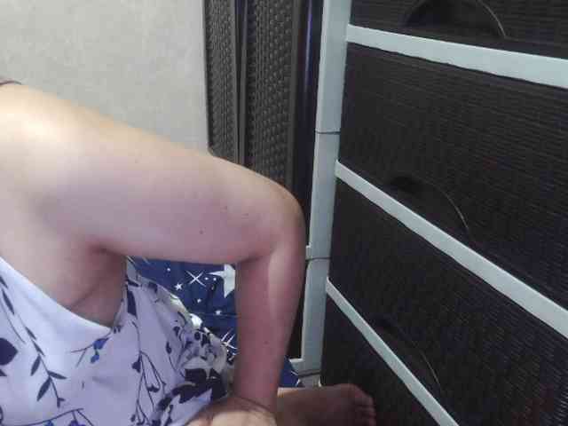 Cassiee webcam