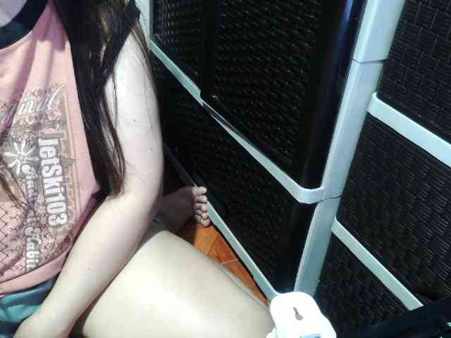 Cassiee webcam