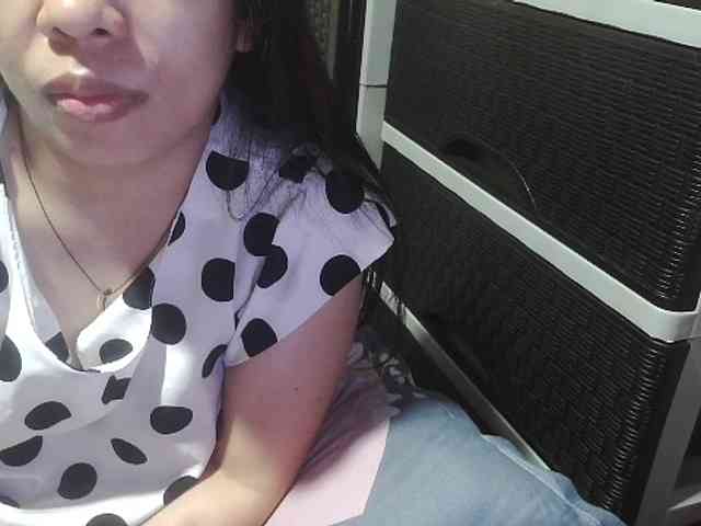 Cassiee webcam