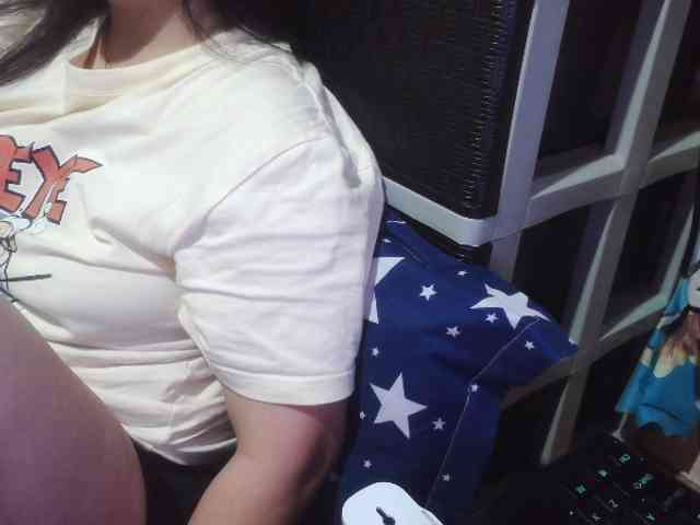 Cassiee webcam