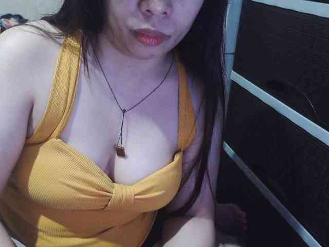 Cassiee webcam