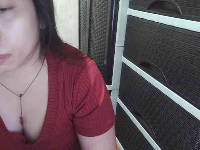 Cassiee webcam