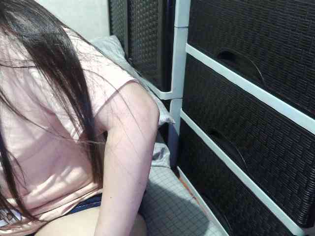 Cassiee webcam